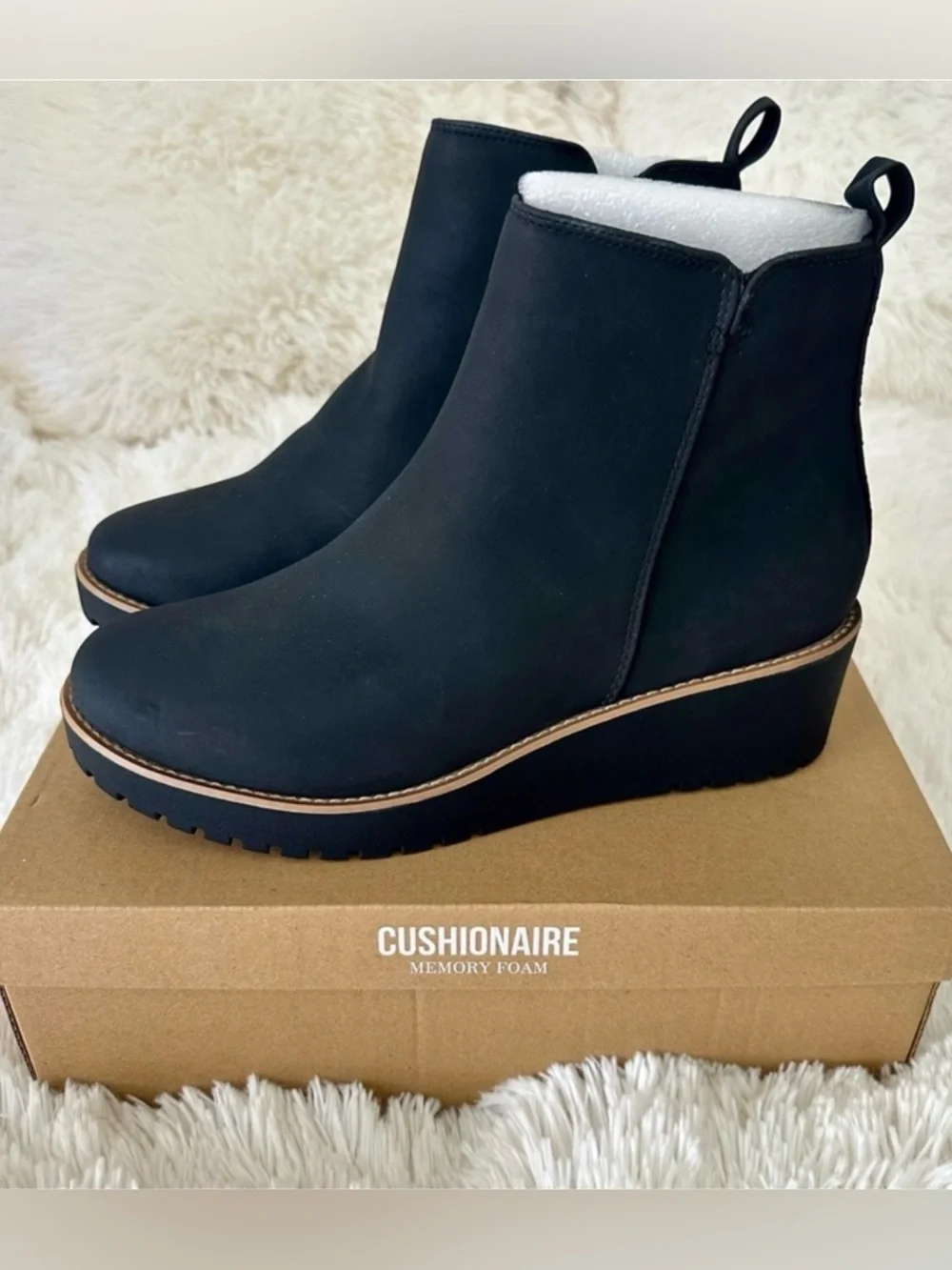 Cushionaire Ilena Wedge Ankle Booties Black Memory Foam Women’s Size 9M NWT